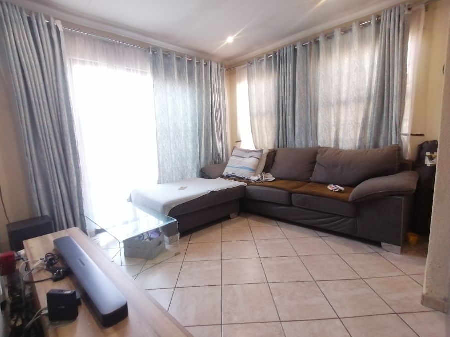 3 Bedroom Property for Sale in Andeon Gauteng