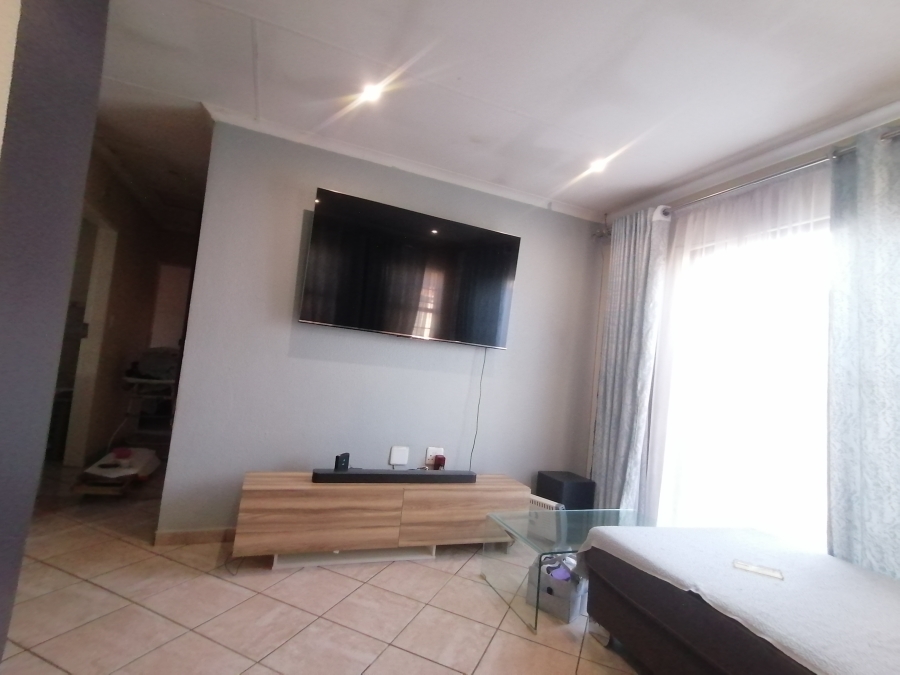 3 Bedroom Property for Sale in Andeon Gauteng