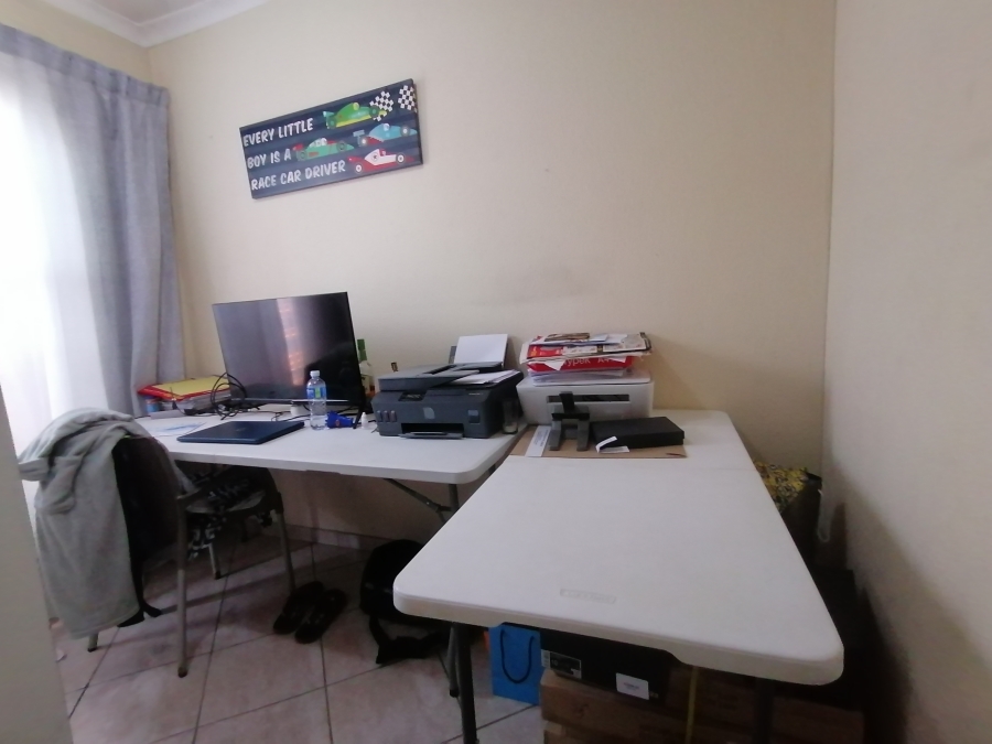 3 Bedroom Property for Sale in Andeon Gauteng