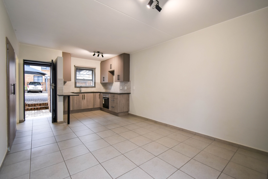 2 Bedroom Property for Sale in Theresa Park Gauteng