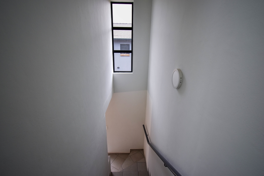 2 Bedroom Property for Sale in Theresa Park Gauteng