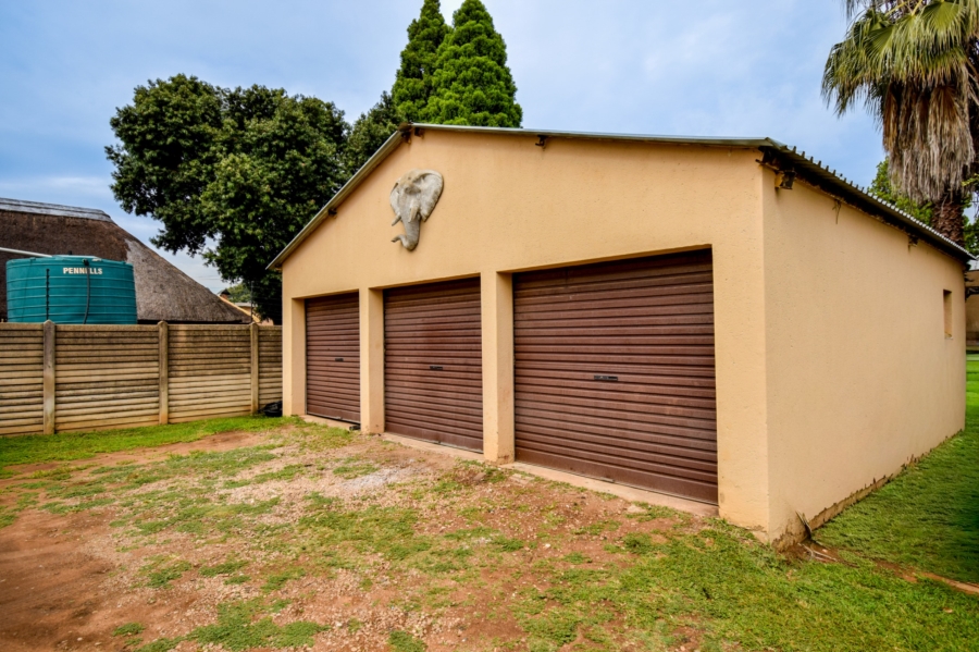 3 Bedroom Property for Sale in Parktown Estate Gauteng