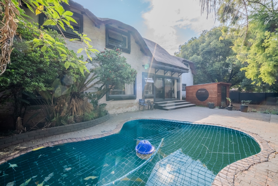 3 Bedroom Property for Sale in Faerie Glen Gauteng