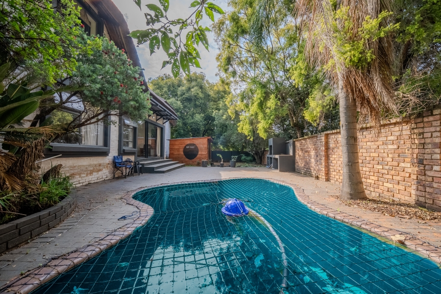 3 Bedroom Property for Sale in Faerie Glen Gauteng