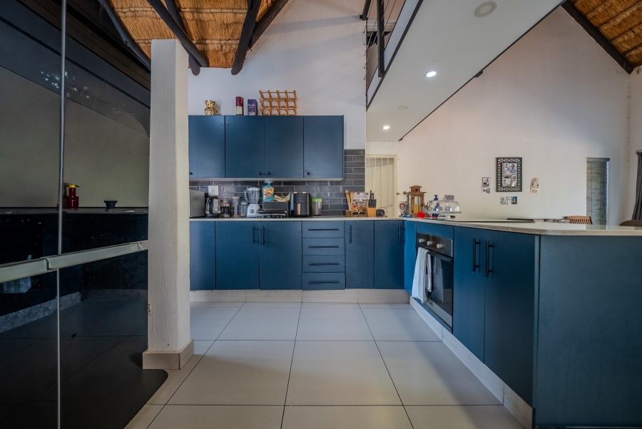 3 Bedroom Property for Sale in Faerie Glen Gauteng