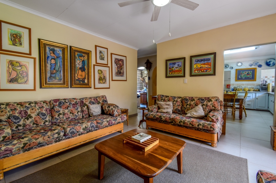 4 Bedroom Property for Sale in Magalieskruin Gauteng