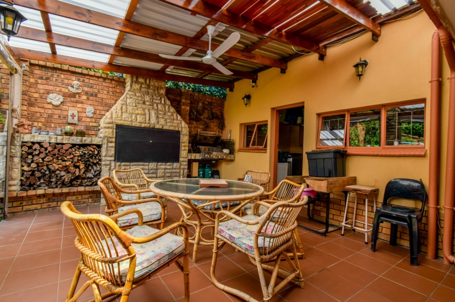 4 Bedroom Property for Sale in Magalieskruin Gauteng