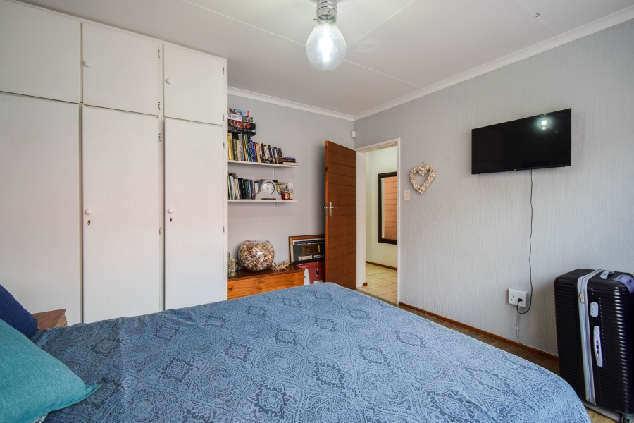 4 Bedroom Property for Sale in Garsfontein Gauteng