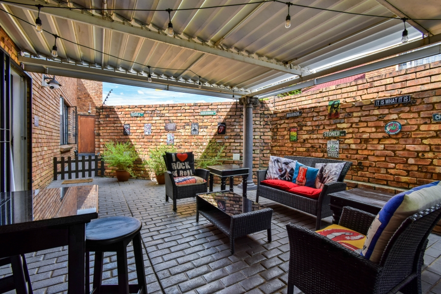 4 Bedroom Property for Sale in Garsfontein Gauteng