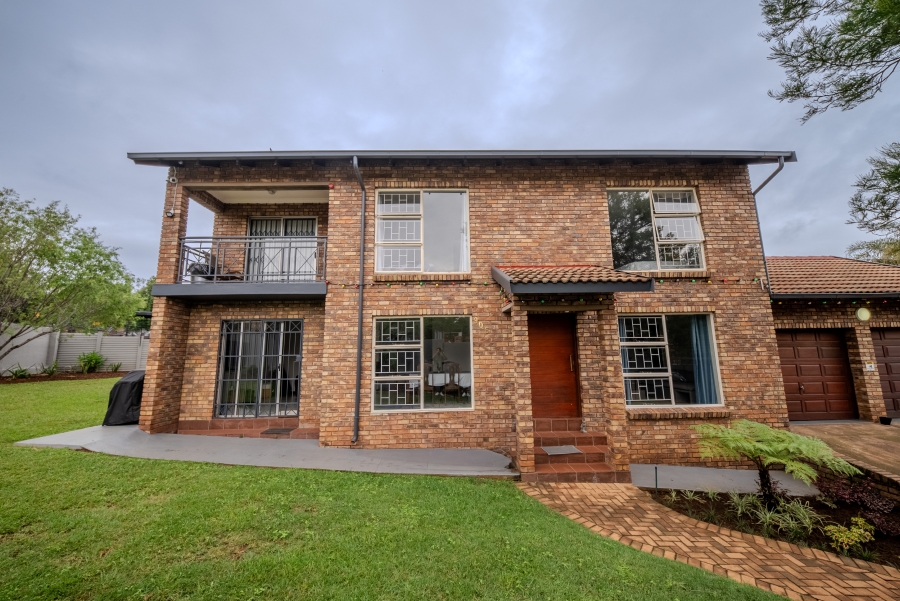 To Let 4 Bedroom Property for Rent in Moreleta Park Gauteng