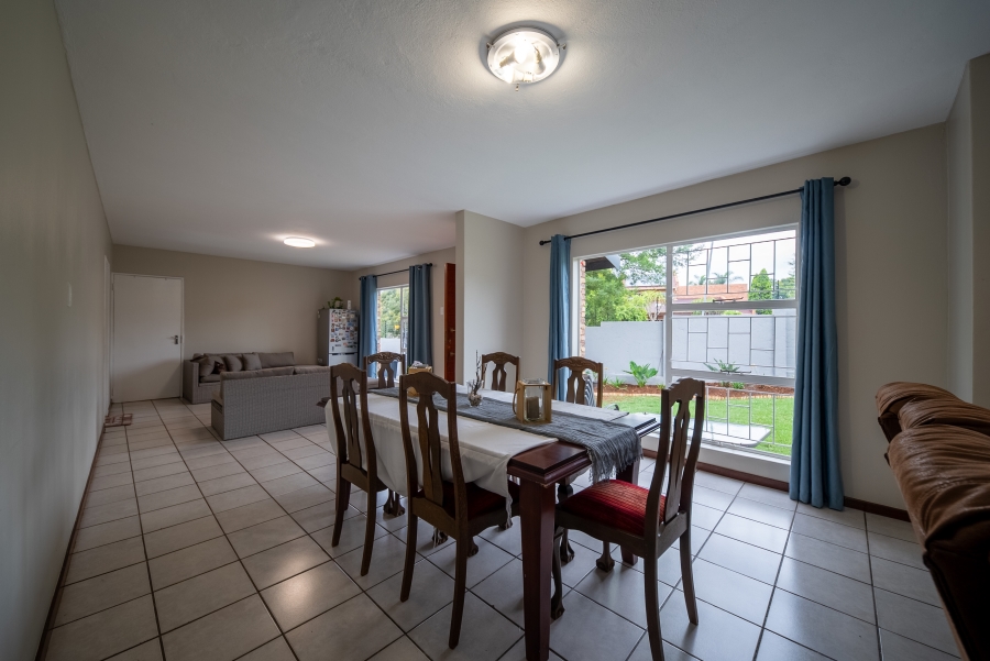 To Let 4 Bedroom Property for Rent in Moreleta Park Gauteng