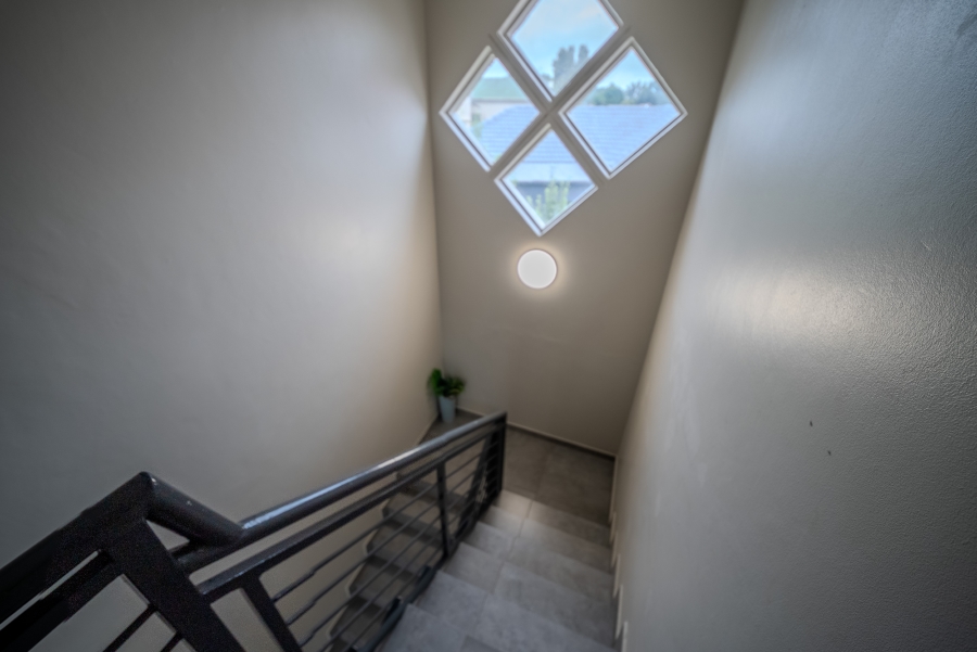 To Let 4 Bedroom Property for Rent in Moreleta Park Gauteng