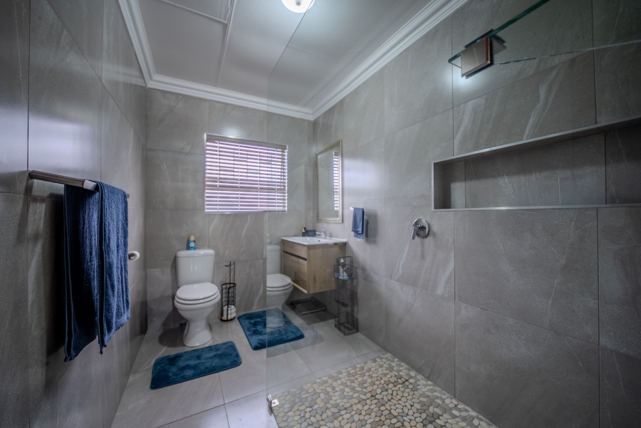 To Let 4 Bedroom Property for Rent in Moreleta Park Gauteng