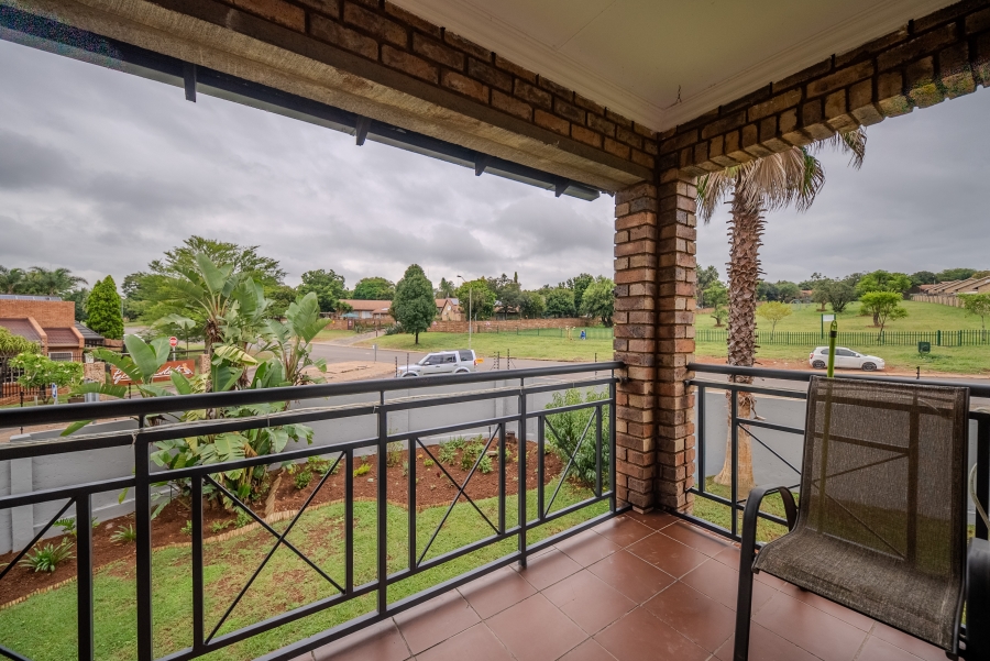 To Let 4 Bedroom Property for Rent in Moreleta Park Gauteng
