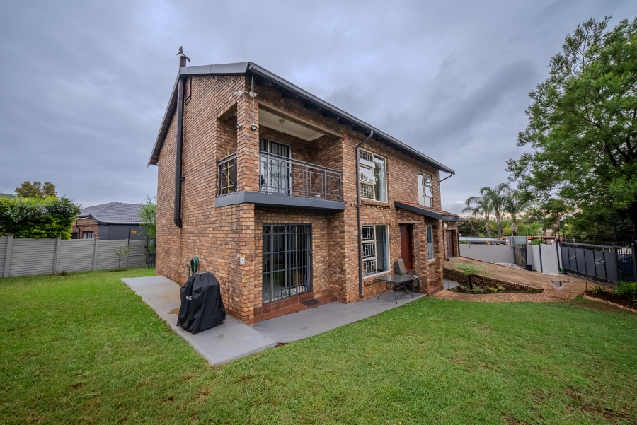 To Let 4 Bedroom Property for Rent in Moreleta Park Gauteng