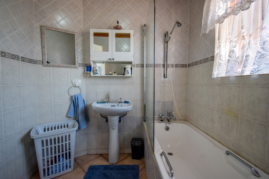 3 Bedroom Property for Sale in Moreleta Park Gauteng