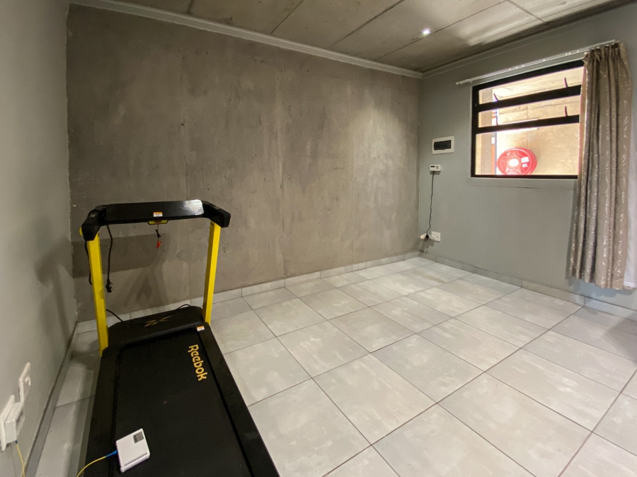 2 Bedroom Property for Sale in Brooklyn Gauteng