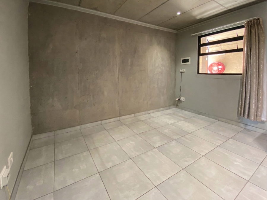 2 Bedroom Property for Sale in Brooklyn Gauteng