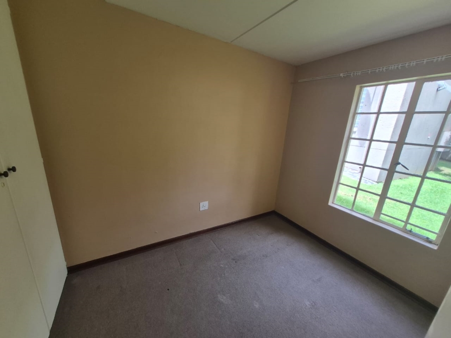 To Let 2 Bedroom Property for Rent in Erasmuskloof Gauteng