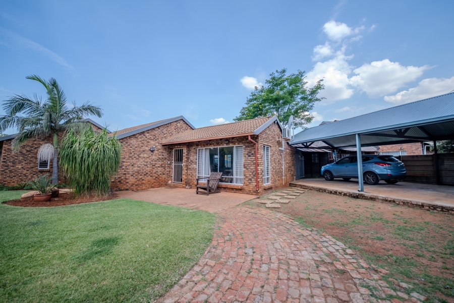 3 Bedroom Property for Sale in Doornpoort Gauteng
