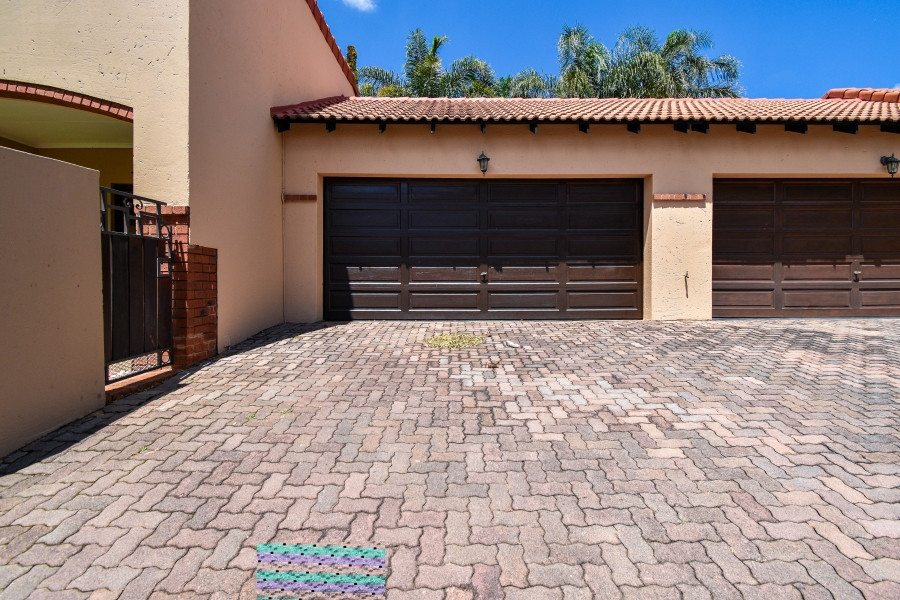 3 Bedroom Property for Sale in Moreleta Park Gauteng