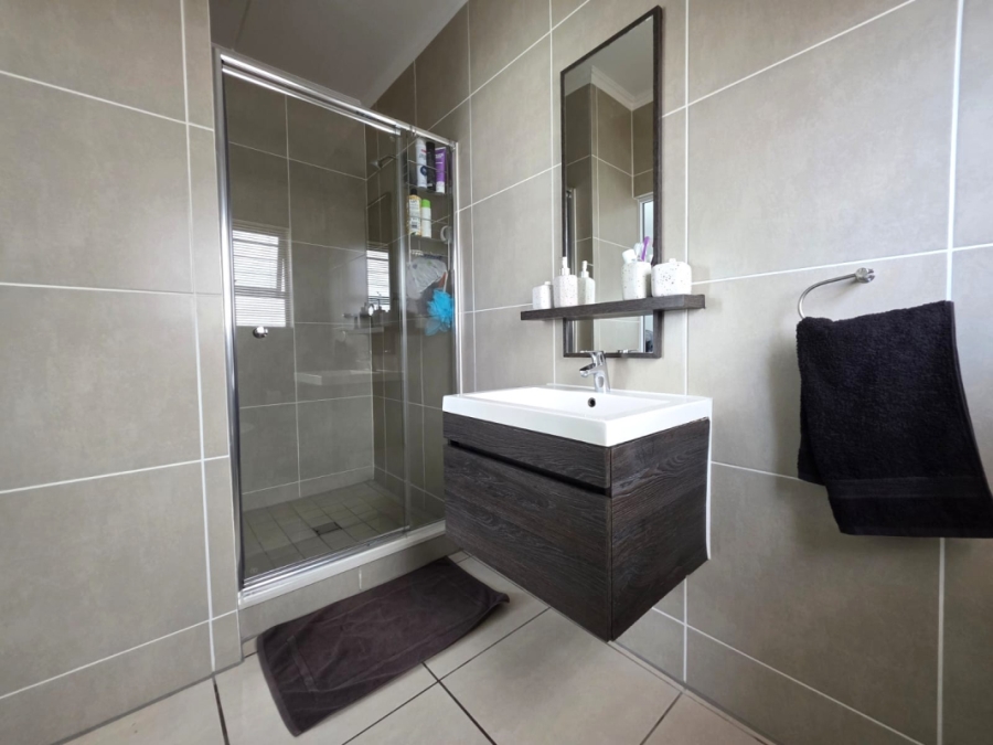 3 Bedroom Property for Sale in Clarens Park Gauteng