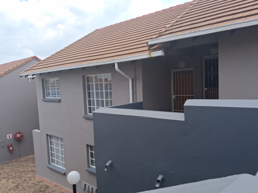 2 Bedroom Property for Sale in Eden Glen Gauteng