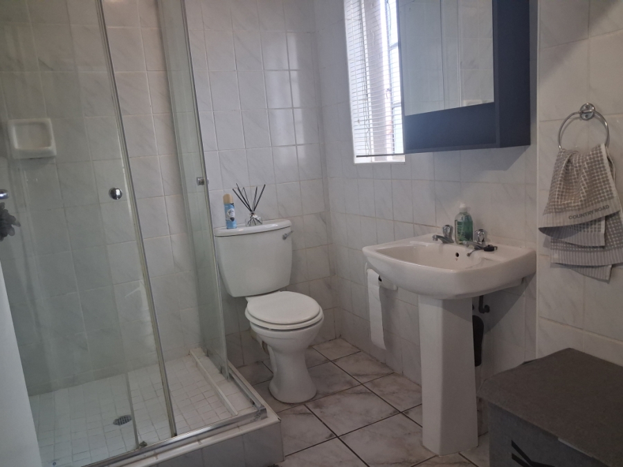 2 Bedroom Property for Sale in Eden Glen Gauteng