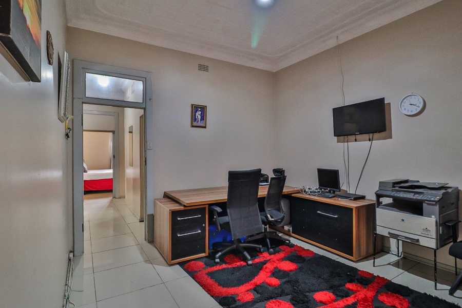 7 Bedroom Property for Sale in The Hill Gauteng