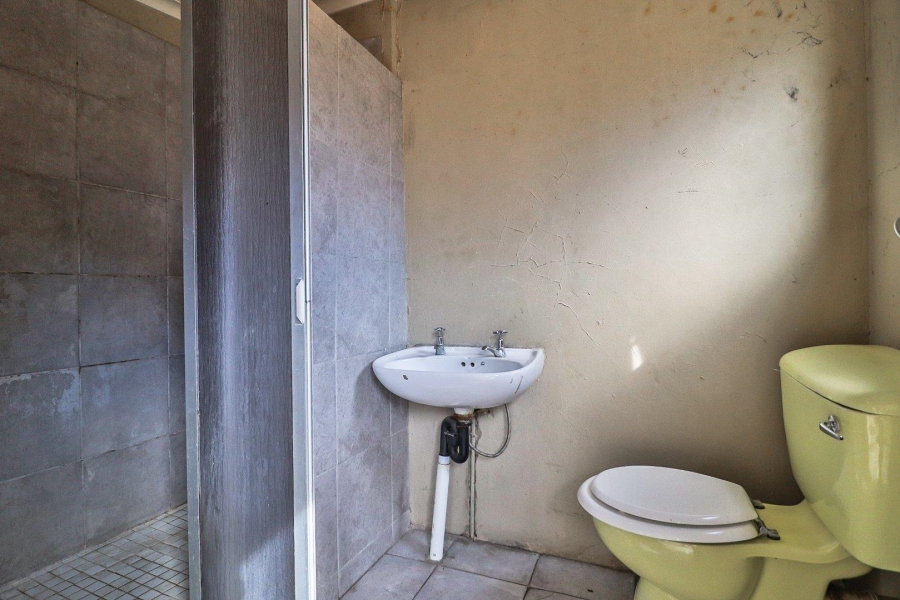 7 Bedroom Property for Sale in The Hill Gauteng