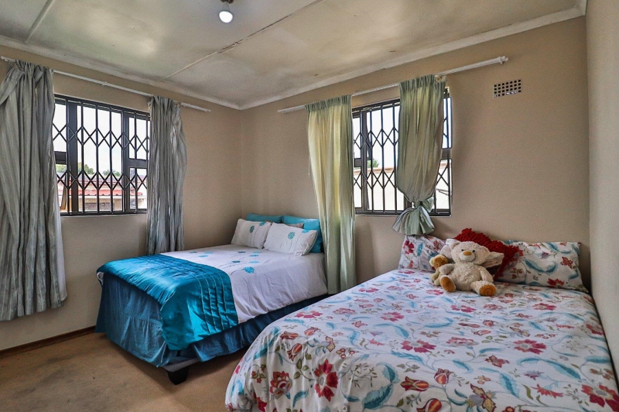 7 Bedroom Property for Sale in The Hill Gauteng