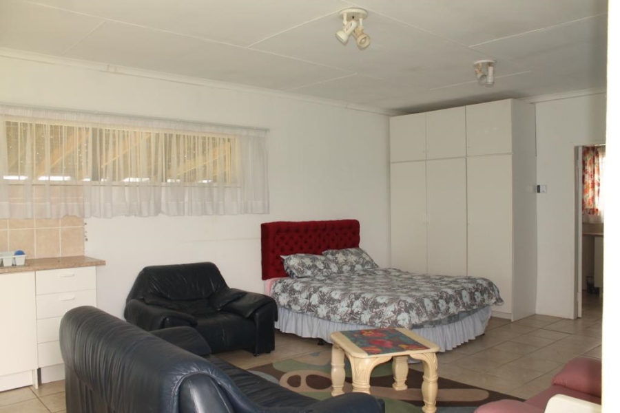 To Let 1 Bedroom Property for Rent in Waterval Gauteng