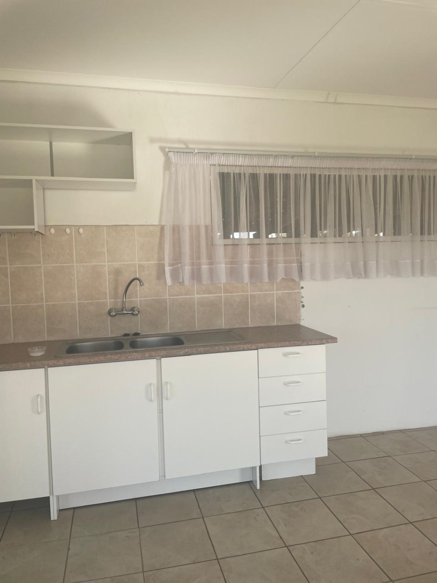 To Let 1 Bedroom Property for Rent in Waterval Gauteng