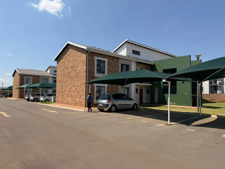2 Bedroom Property for Sale in Protea Glen Gauteng