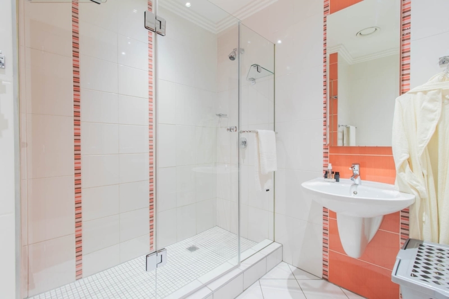 To Let 2 Bedroom Property for Rent in Bedfordview Gauteng