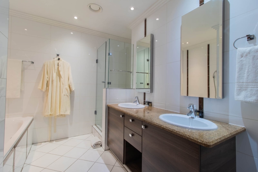 To Let 2 Bedroom Property for Rent in Bedfordview Gauteng