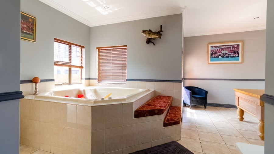 To Let 5 Bedroom Property for Rent in Meyersdal Gauteng