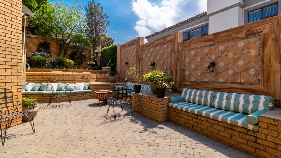 To Let 5 Bedroom Property for Rent in Meyersdal Gauteng