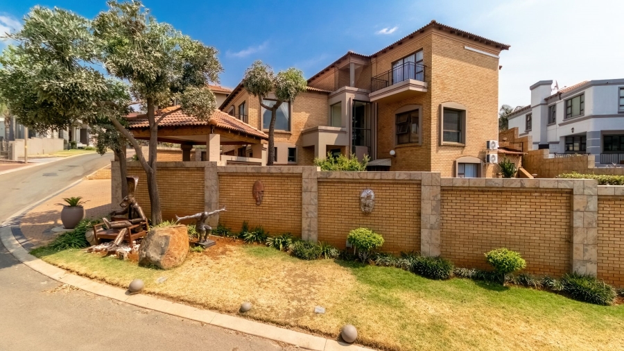 To Let 5 Bedroom Property for Rent in Meyersdal Gauteng