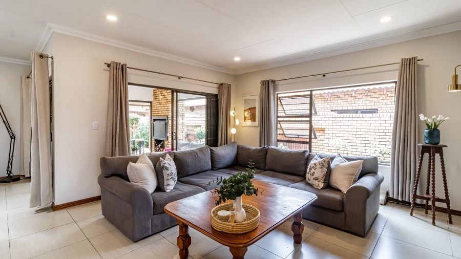 3 Bedroom Property for Sale in New Redruth Gauteng