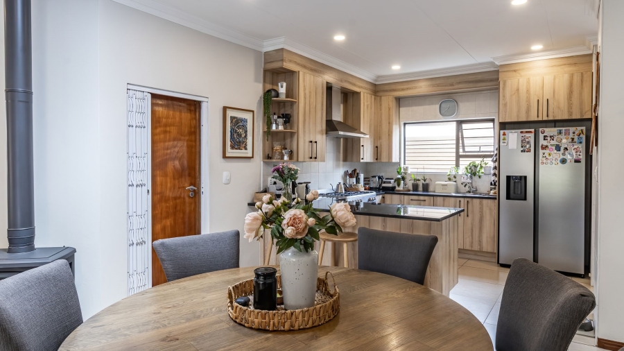 3 Bedroom Property for Sale in New Redruth Gauteng