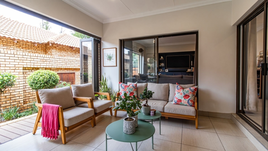 3 Bedroom Property for Sale in New Redruth Gauteng