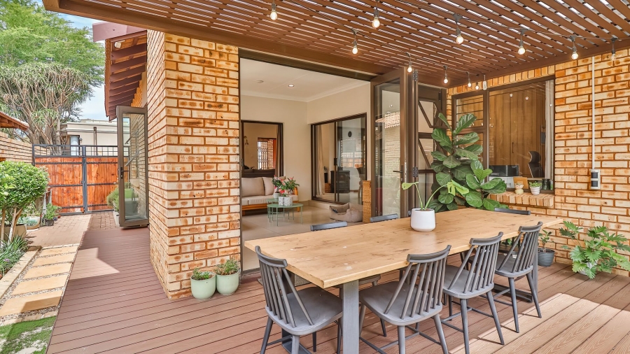 3 Bedroom Property for Sale in New Redruth Gauteng