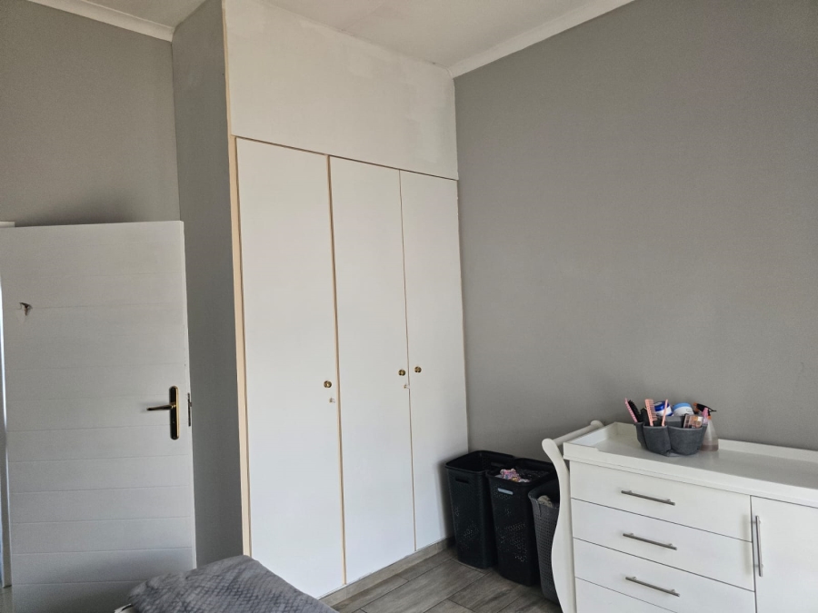 4 Bedroom Property for Sale in Bassonia Gauteng