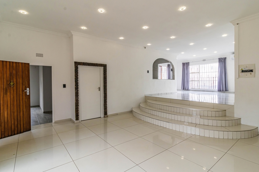 4 Bedroom Property for Sale in Bassonia Gauteng