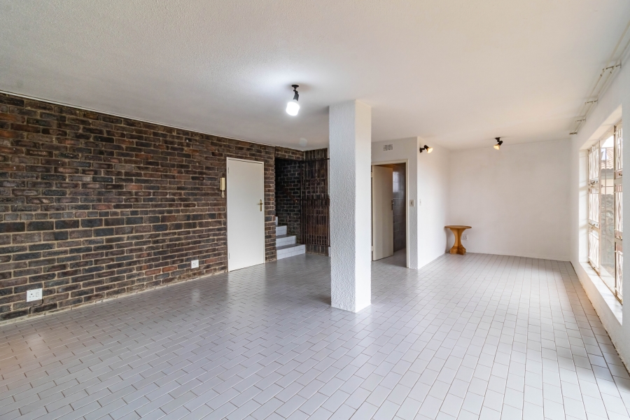 4 Bedroom Property for Sale in Bassonia Gauteng