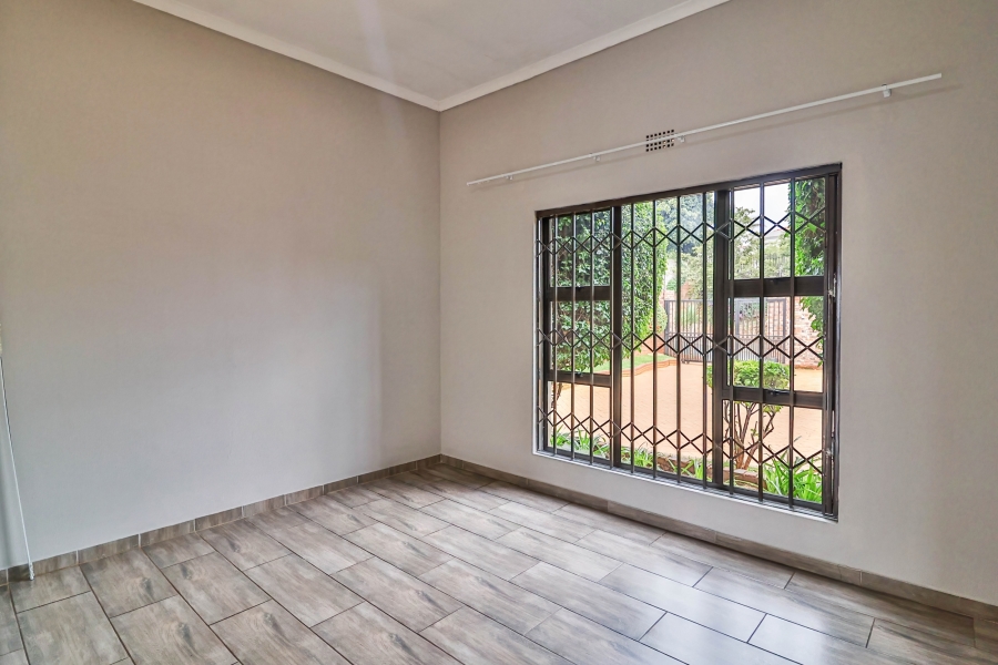 4 Bedroom Property for Sale in Bassonia Gauteng