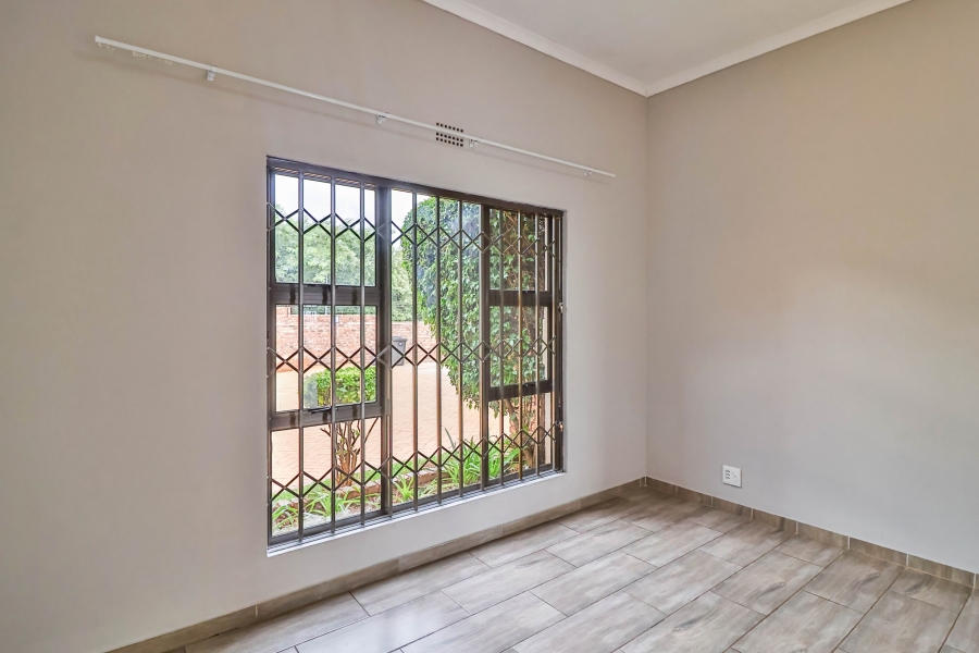 4 Bedroom Property for Sale in Bassonia Gauteng