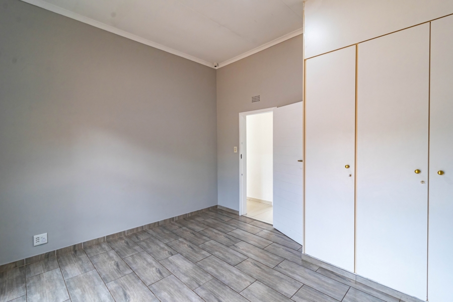 4 Bedroom Property for Sale in Bassonia Gauteng