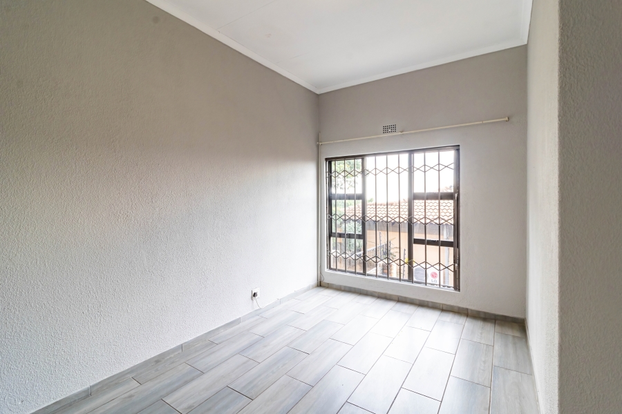 4 Bedroom Property for Sale in Bassonia Gauteng